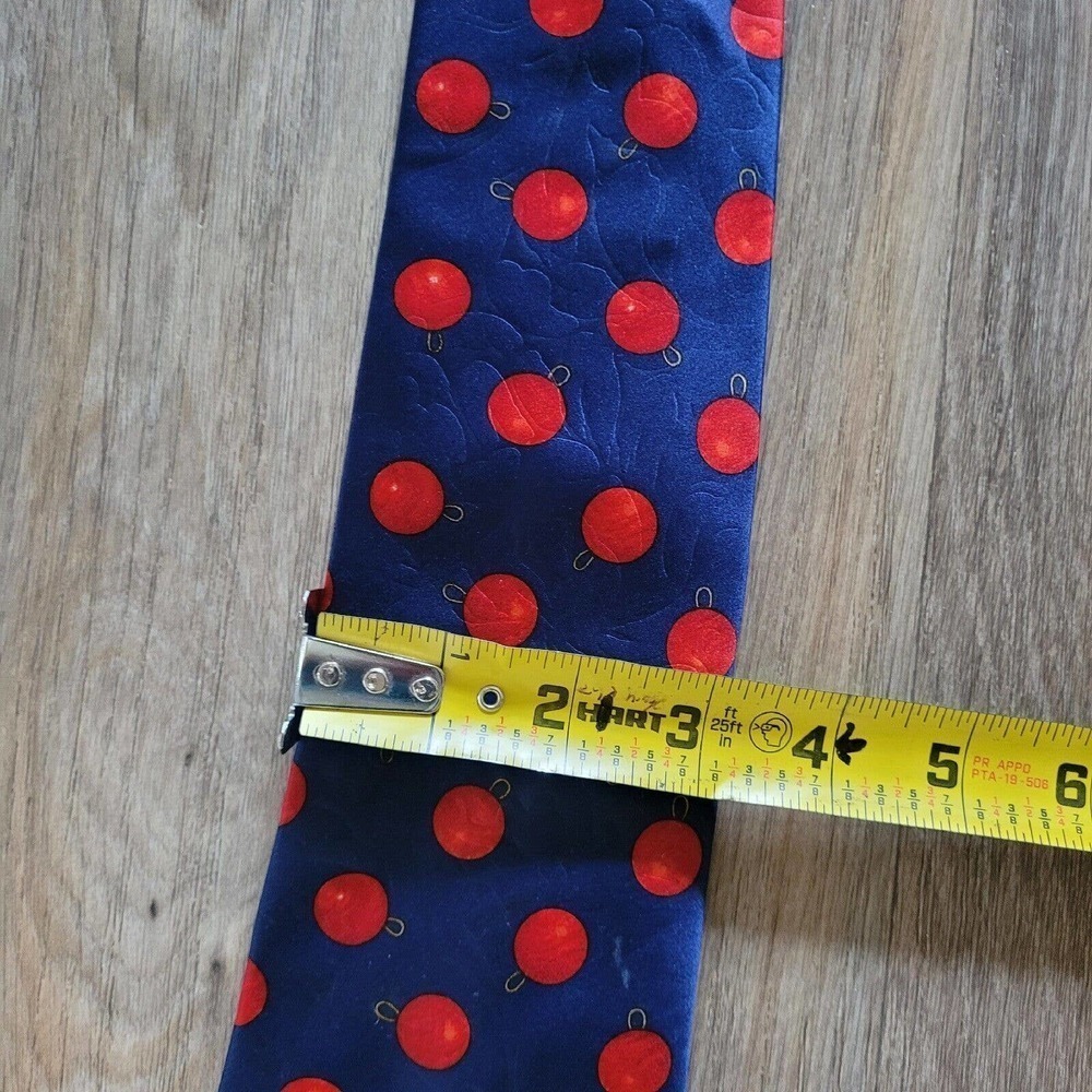 Vtg Burberrys 100% Silk Neck Tie 56" Christmas Ornament Print Navy Red - Picture 11 of 11